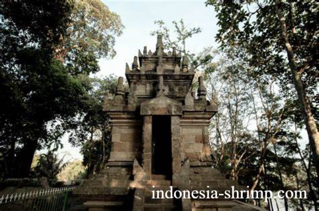 Wisata Sejarah dan Budaya di Garut